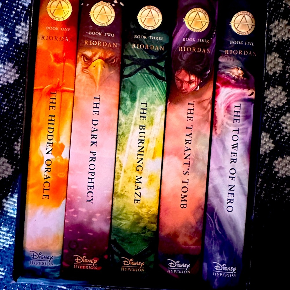 Apollo Book Set